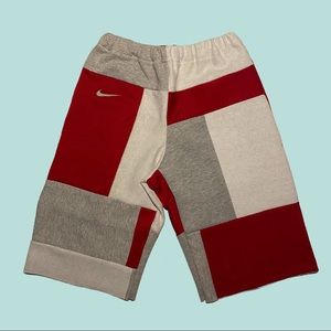 Nike Comfortable elastic waistband colorful patchwork reworked sweat-shorts